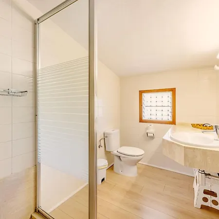 Camarroja By Sealand * 포엔샤