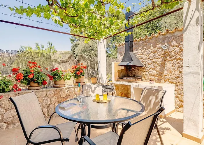 Camarroja By Sealand * Pollensa