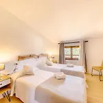 Camarroja By Sealand